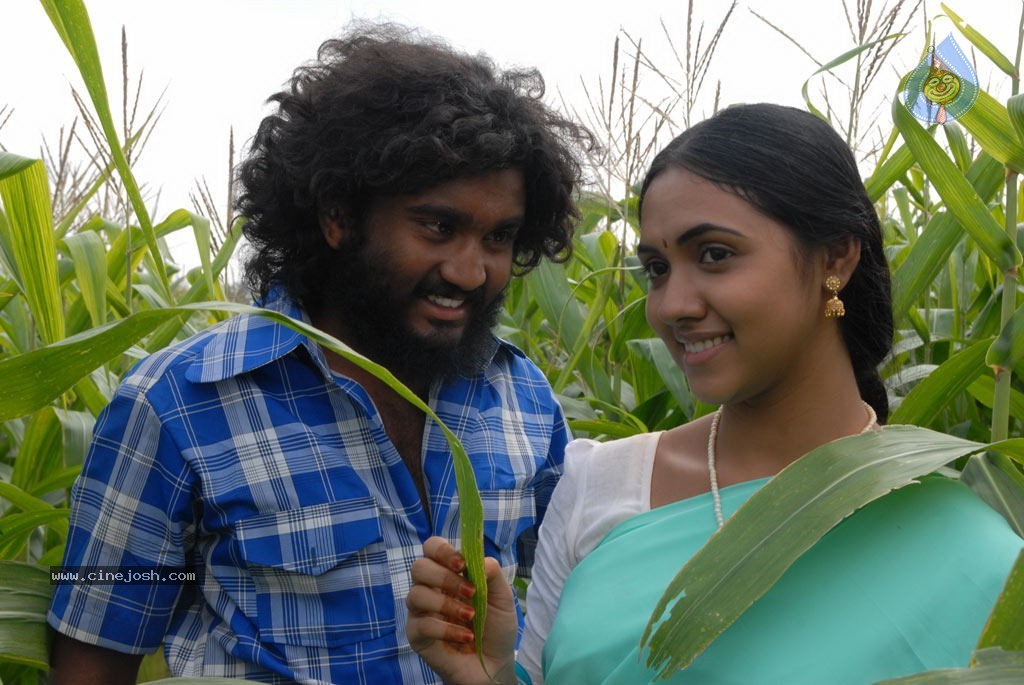 Kizhakku Paartha Veedu Tamil Movie Stills - 18 / 40 photos