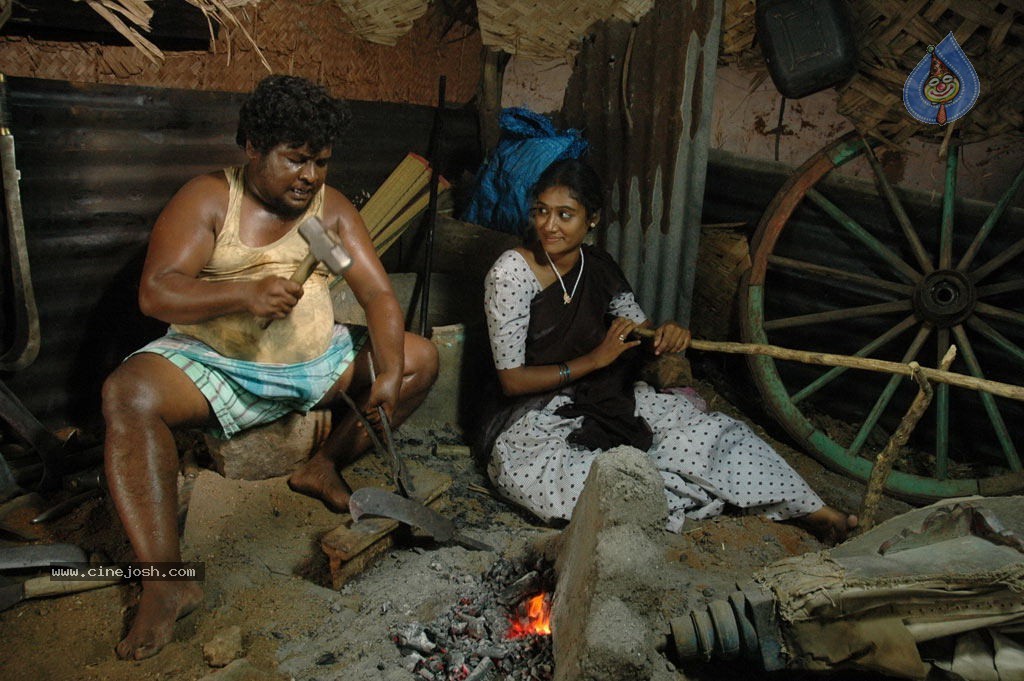 Kizhakku Paartha Veedu Tamil Movie Stills - 39 / 40 photos