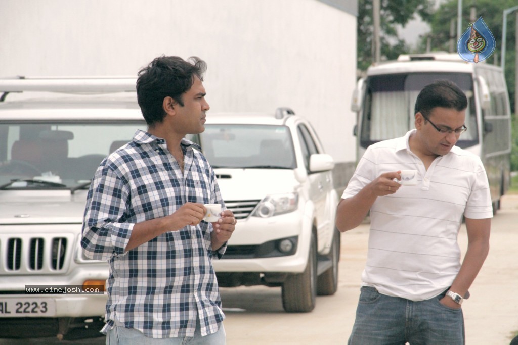 Ko Ante Koti Movie New Stills - 5 / 14 photos
