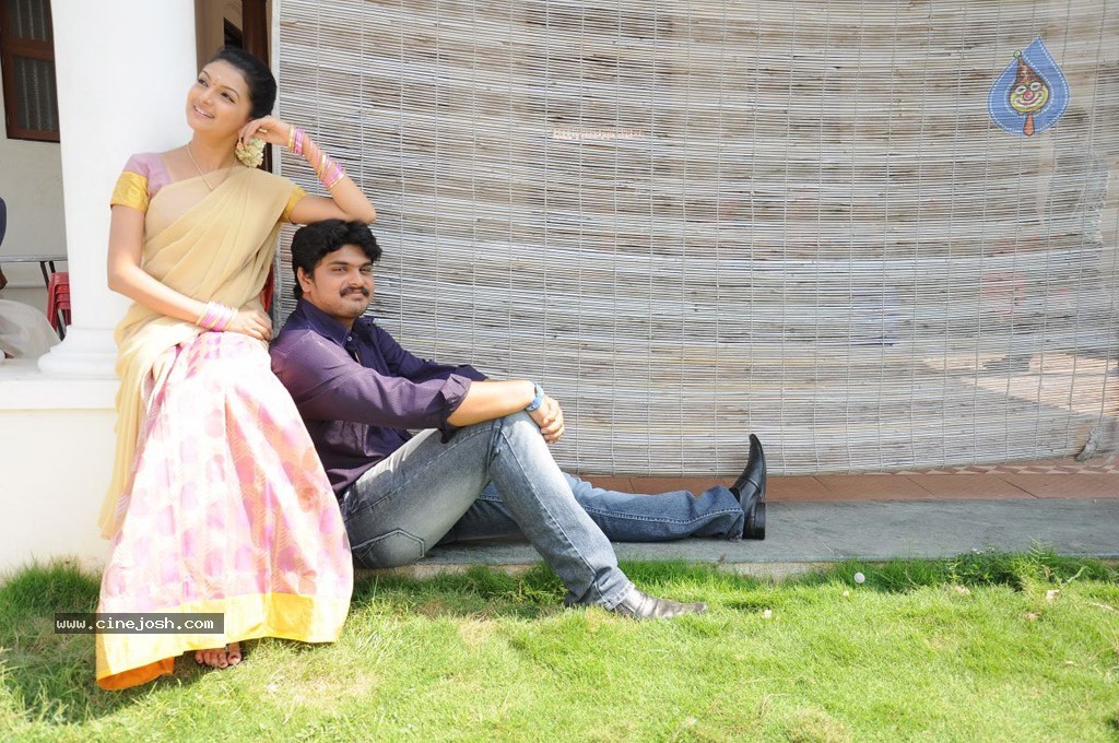 Kolagalam Tamil Movie New Pics - 37 / 55 photos