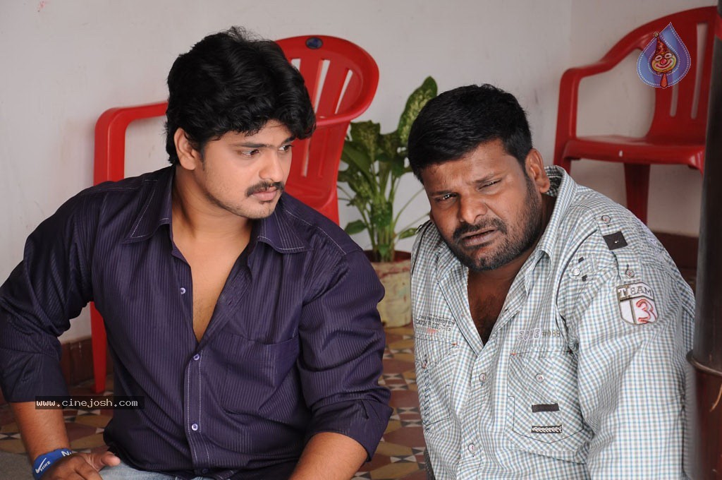 Kolagalam Tamil Movie New Stills - 25 / 43 photos