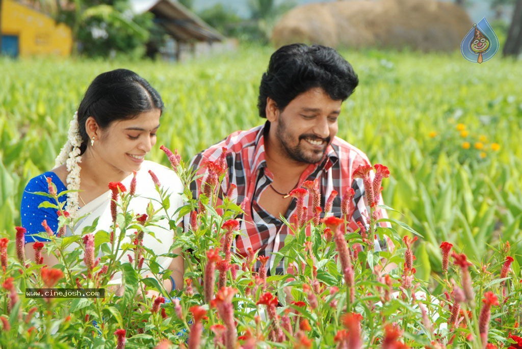 Kollaikaran Tamil Movie Stills - 13 / 29 photos