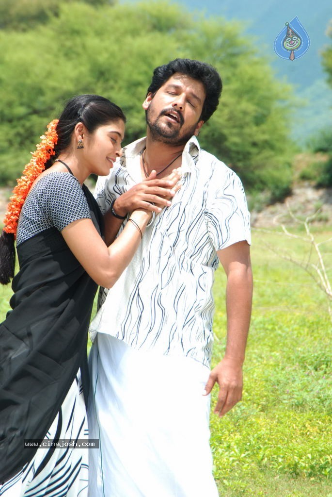 Kollaikaran Tamil Movie Stills - 16 / 29 photos