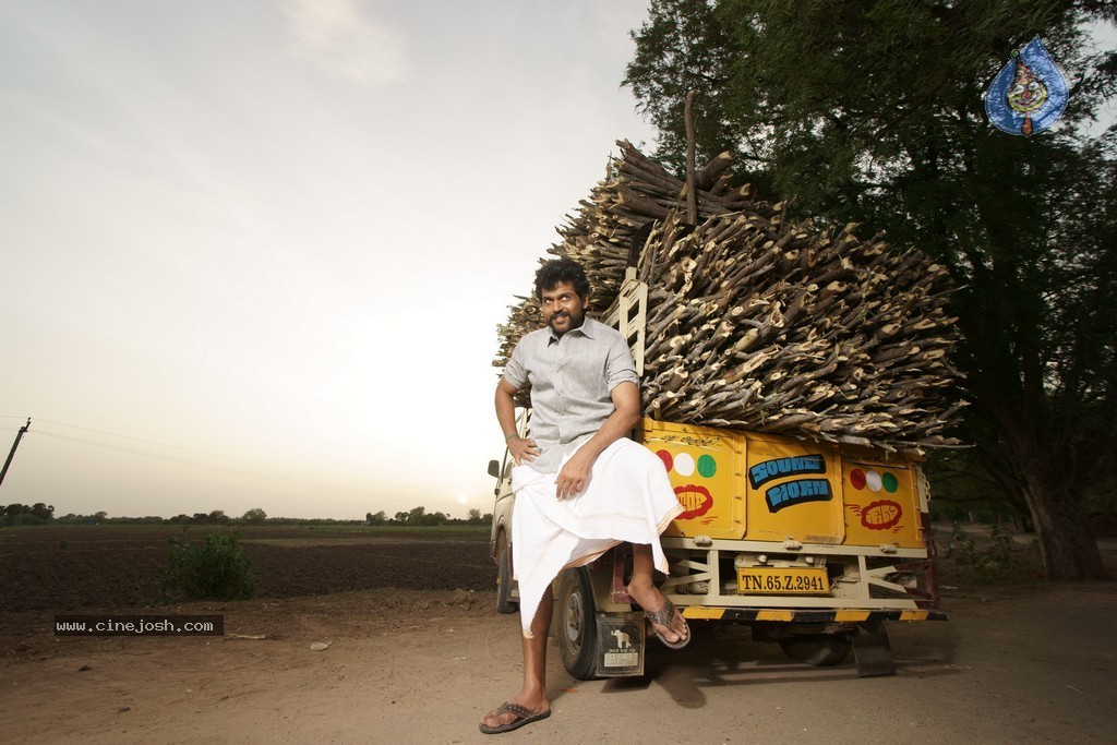 Komban Tamil Movie Gallery - 6 / 8 photos