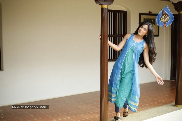 Kombu Tamil Movie Stills - 1 / 6 photos
