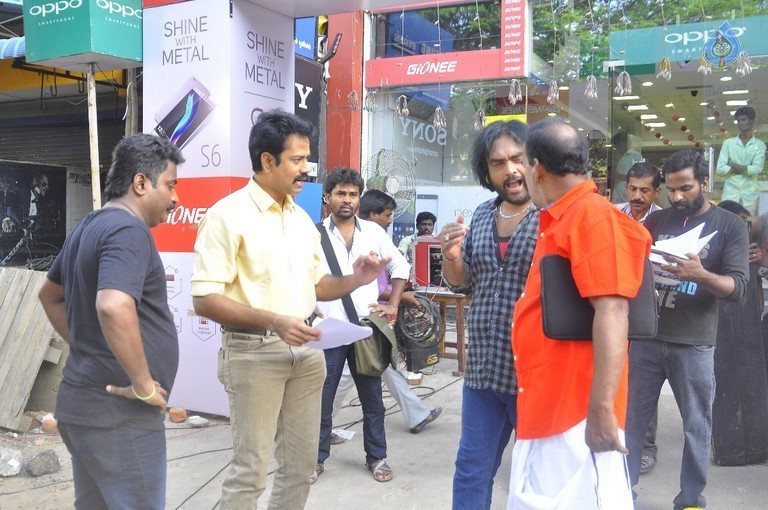 Konala Irundalum Ennodadhu Tamil Film Photos - 2 / 16 photos