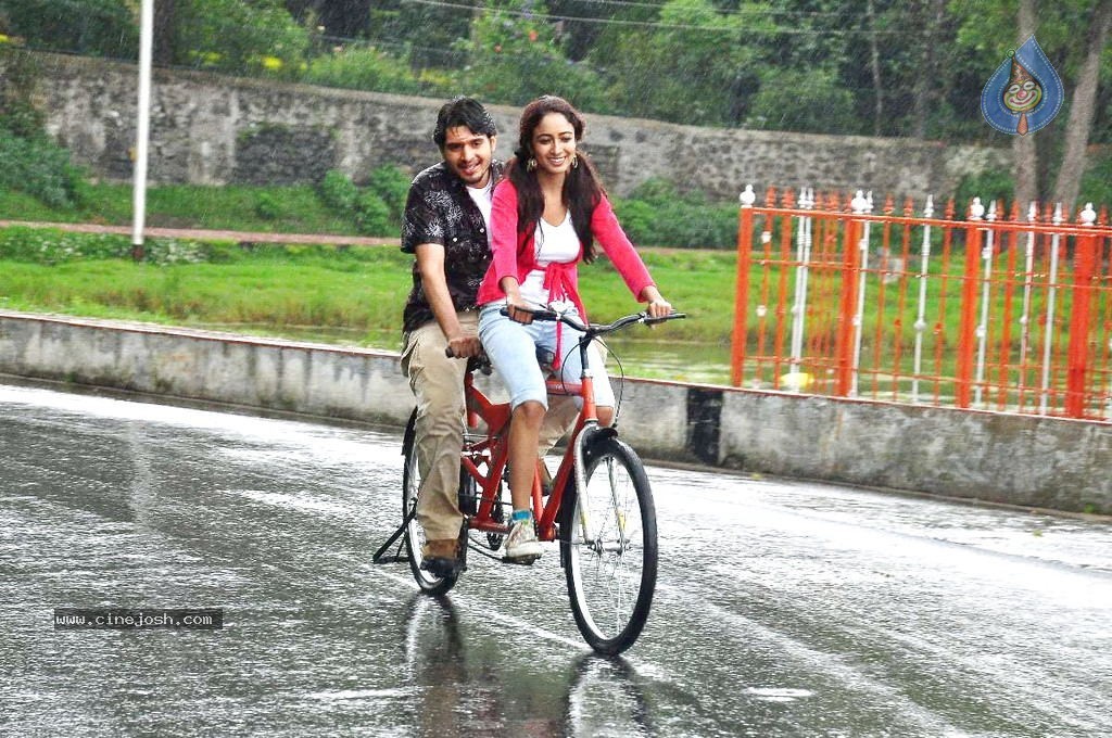 Konjam Koffee Konjam Kaadhal Movie Stills - 5 / 41 photos
