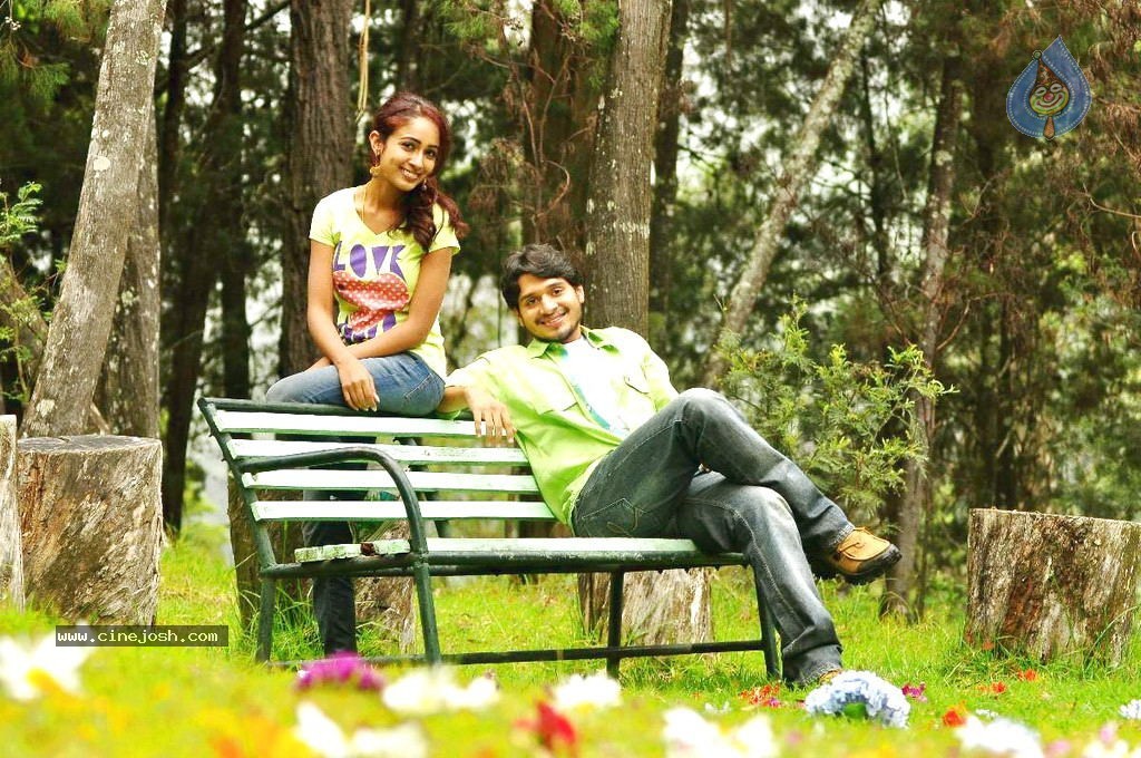 Konjam Koffee Konjam Kaadhal Movie Stills - 15 / 41 photos