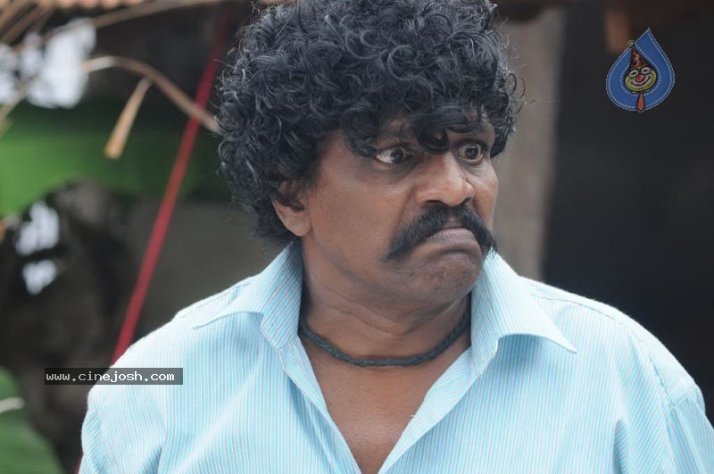 Konjam Veyil Konjam Mazhai Tamil Movie Stills - 29 / 72 photos