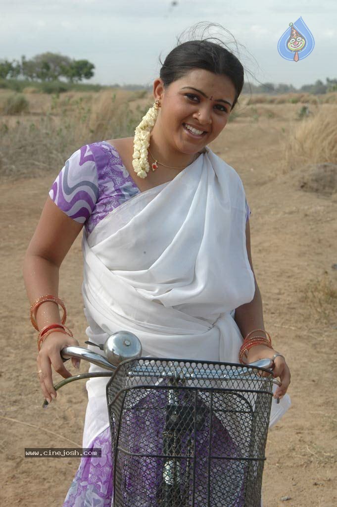Kootanjoru Tamil Movie Hot Stills - 10 / 23 photos
