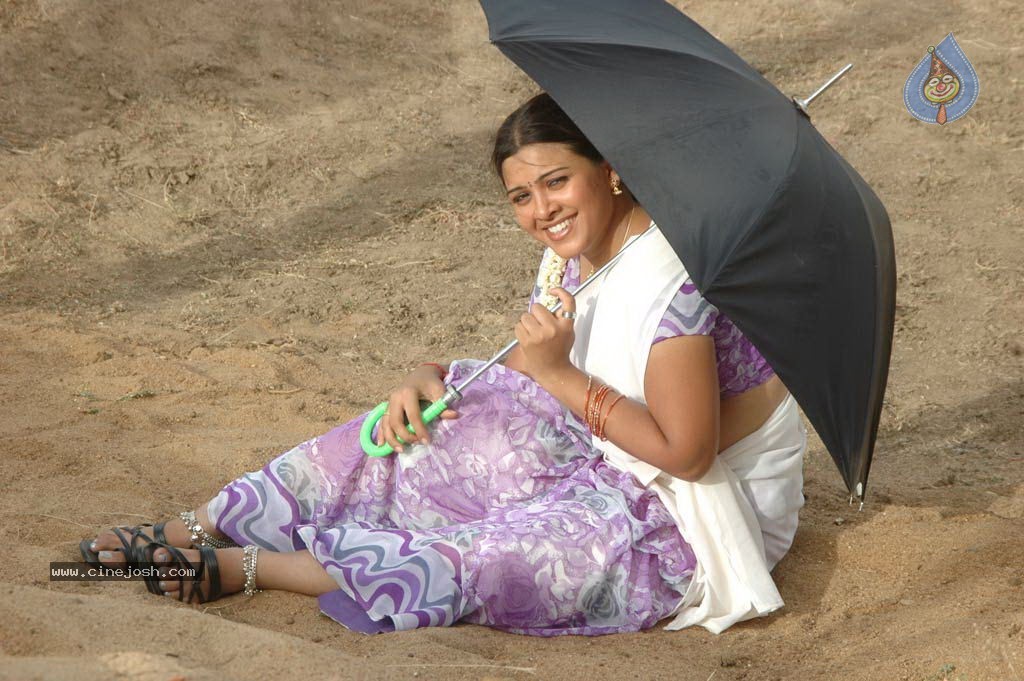 Kootanjoru Tamil Movie Hot Stills - 11 / 23 photos