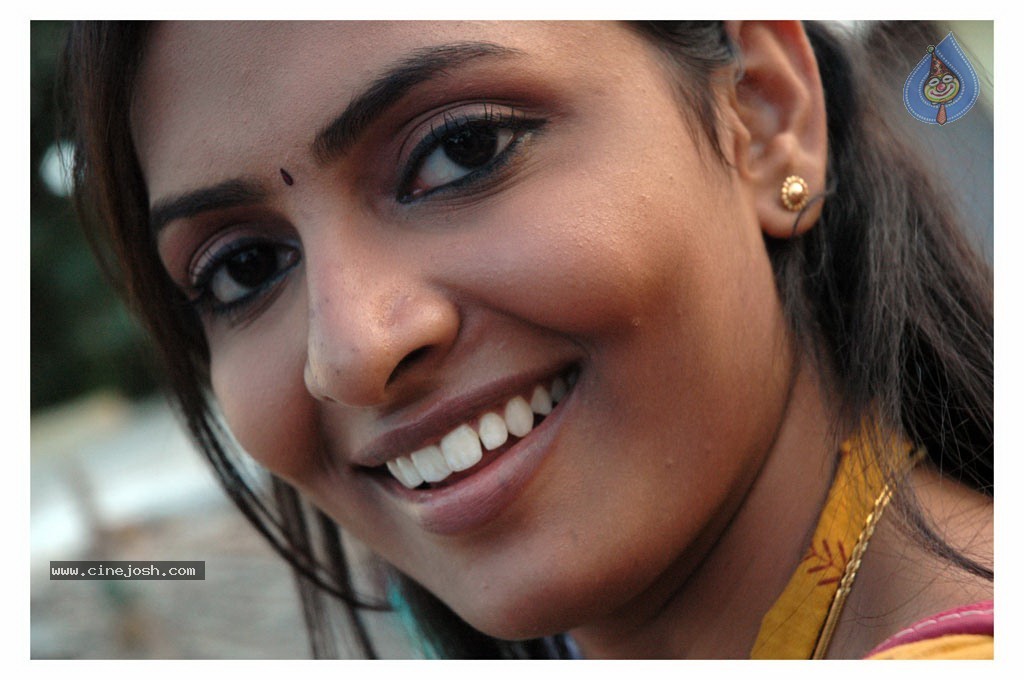 Korathandavam Tamil Movie Stills - 20 / 69 photos
