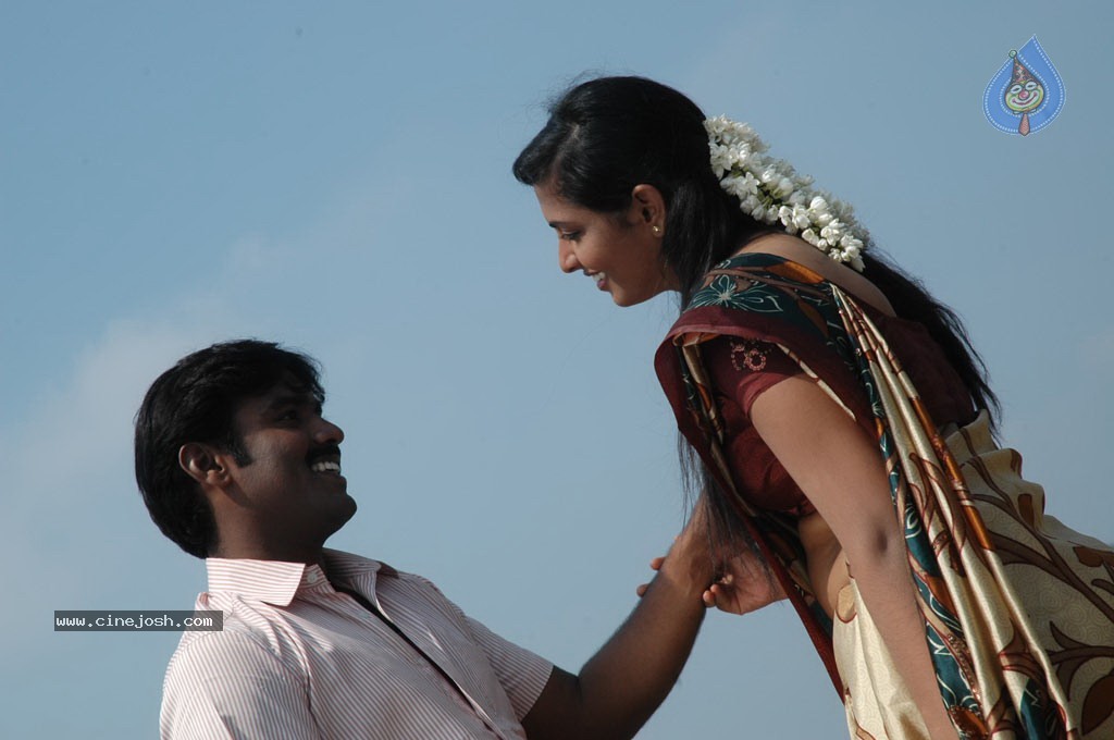 Korathandavam Tamil Movie Stills - 47 / 69 photos
