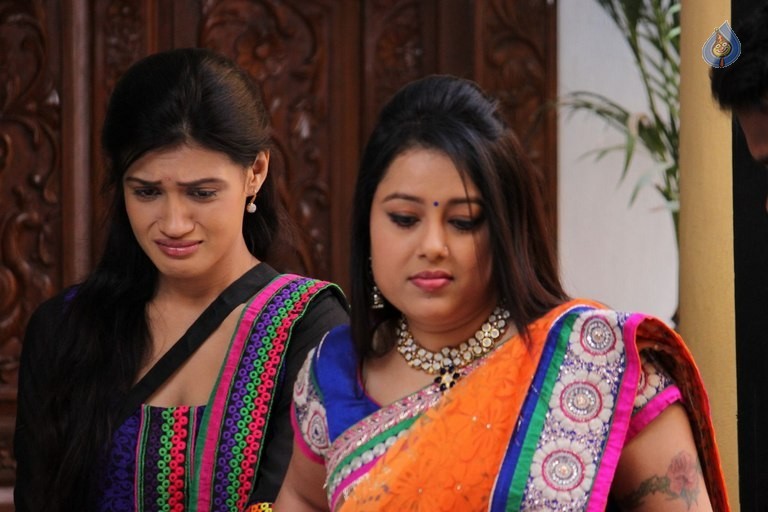 Kotha Kothaga Unnadi Movie New Photos - 13 / 42 photos