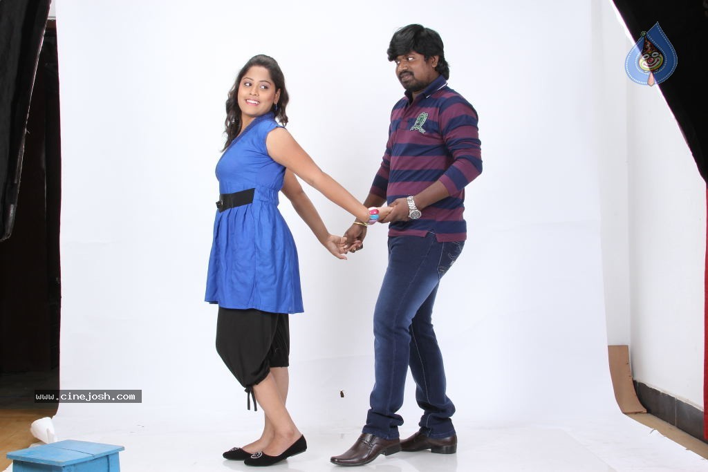 Kothaga Rekkalochena Stills n Walls - 36 / 49 photos