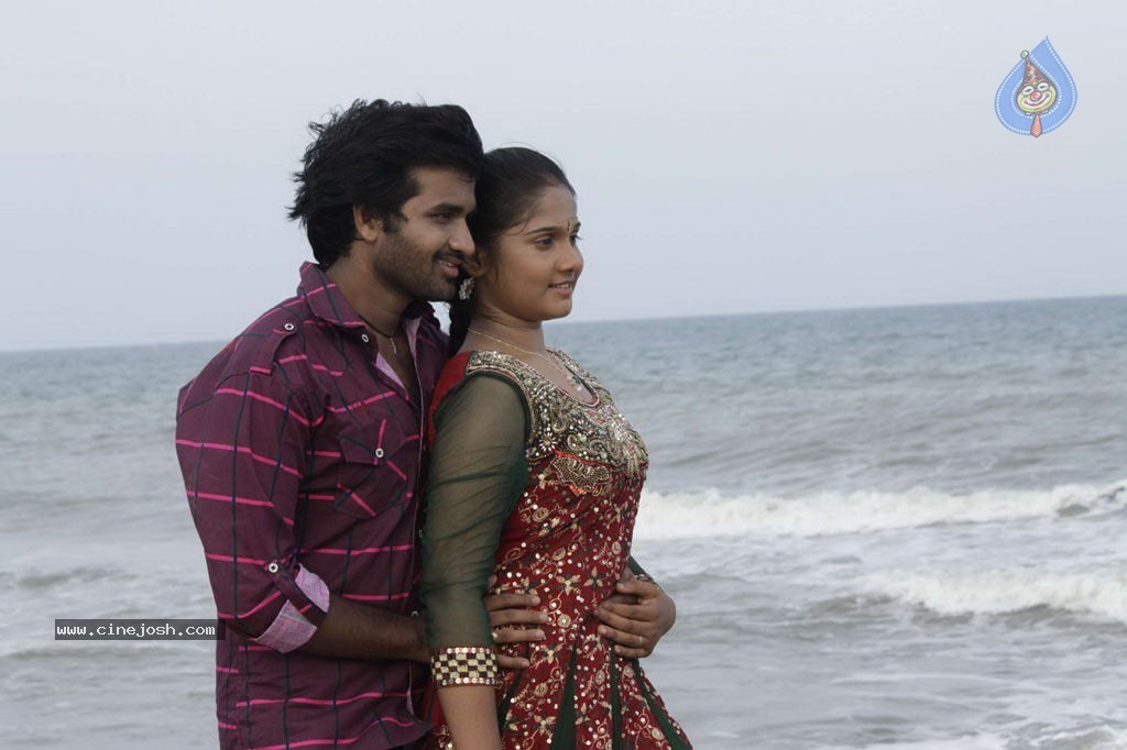 Kovalanin Kadhali Tamil Movie Hot Stills - 32 / 36 photos