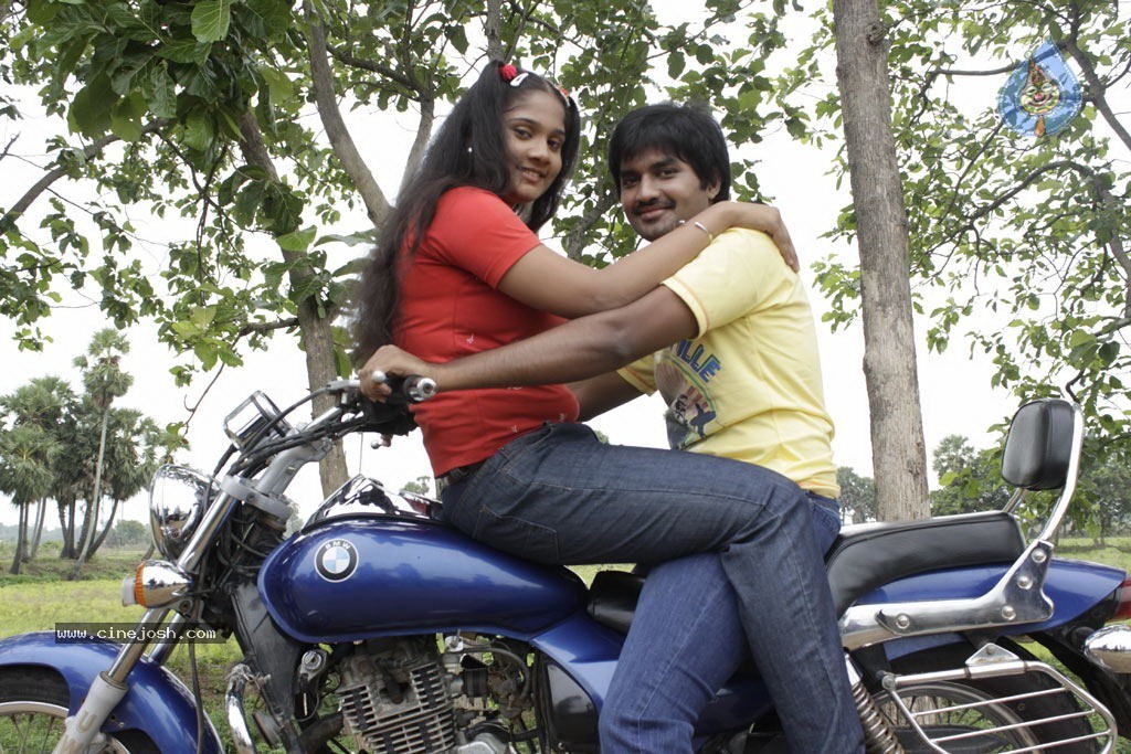 Kovalanin Kadhali Tamil Movie Stills - 13 / 32 photos