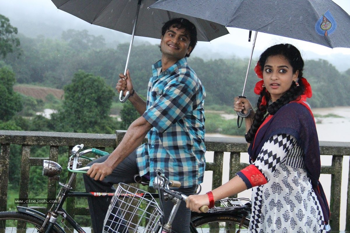 Krishnamma Kalipindi Iddarini Movie Stills - 5 / 30 photos