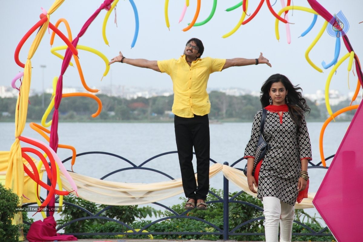 Krishnamma Kalipindi Iddarini Movie Stills - 9 / 30 photos