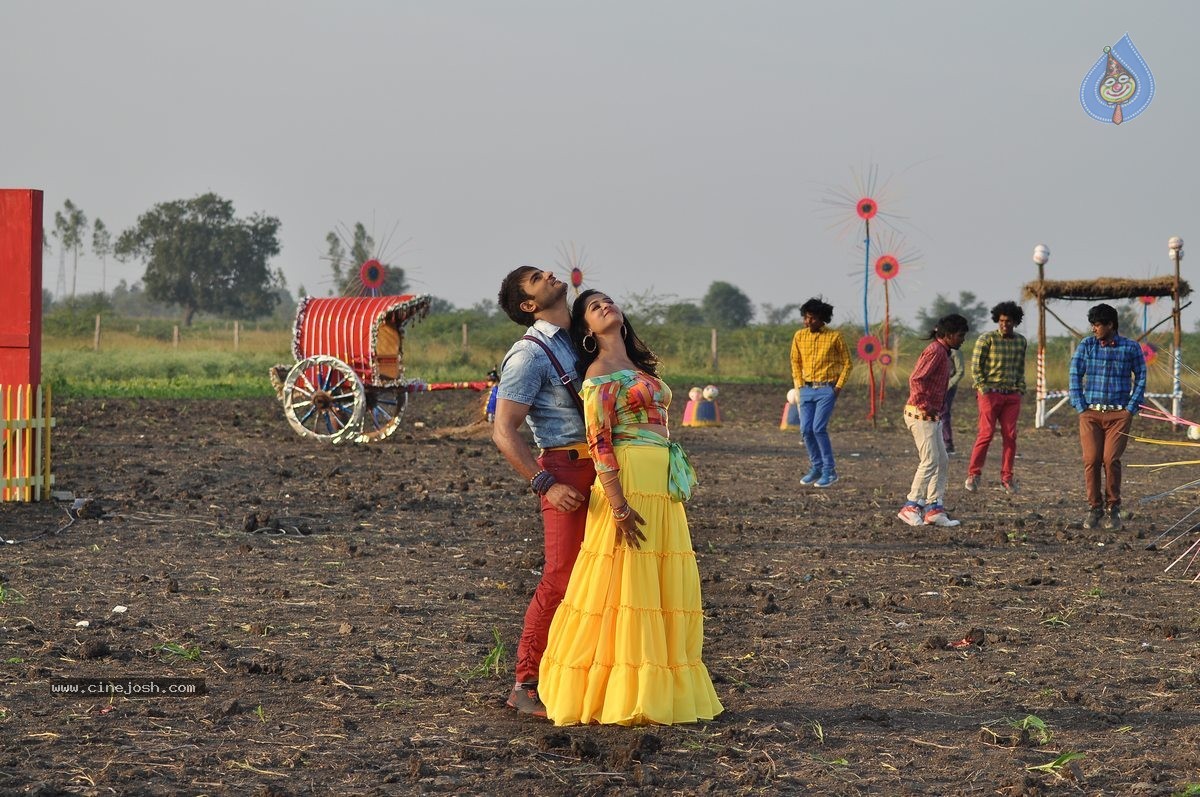 Krishnamma Kalipindi Iddarini Movie Stills - 30 / 30 photos