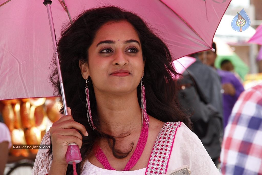 Krishnamma Kalipindi Iddarini Movie Stills - 3 / 7 photos