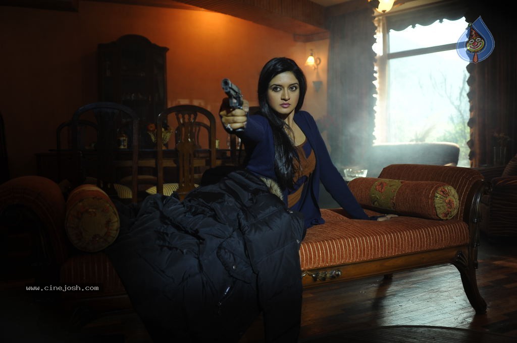 Kulumanali Movie Latest Stills - 21 / 83 photos