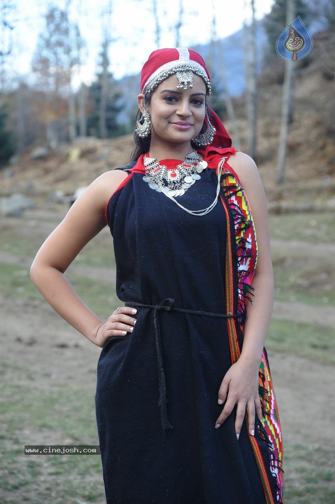 Kulumanali Movie Spicy Stills  - 59 / 123 photos