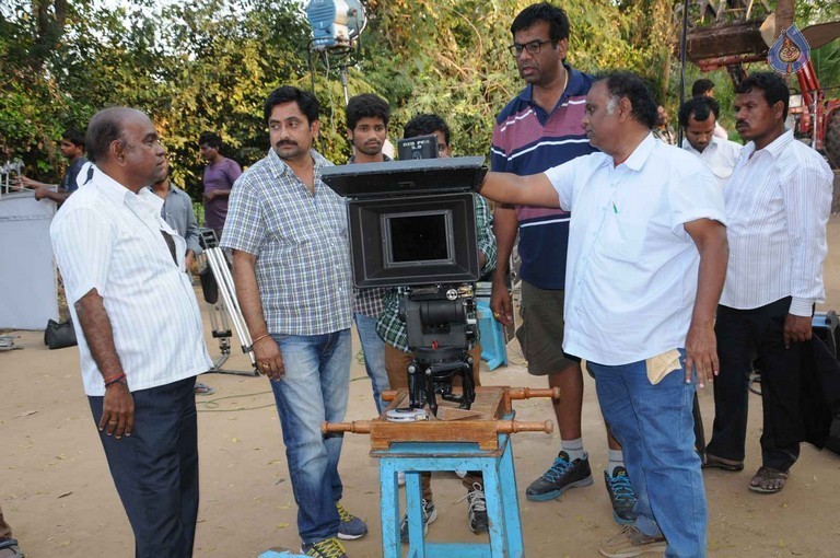 Kundanapu Bomma Film Photos - 20 / 35 photos