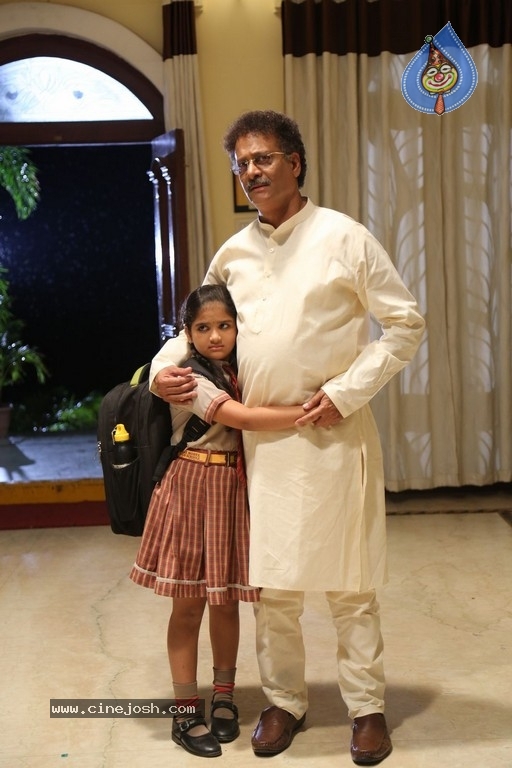Kutumba Katha Chitram Working Stills - 16 / 63 photos