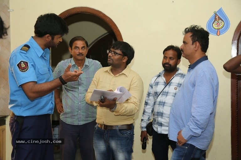 Kutumba Katha Chitram Working Stills - 62 / 63 photos