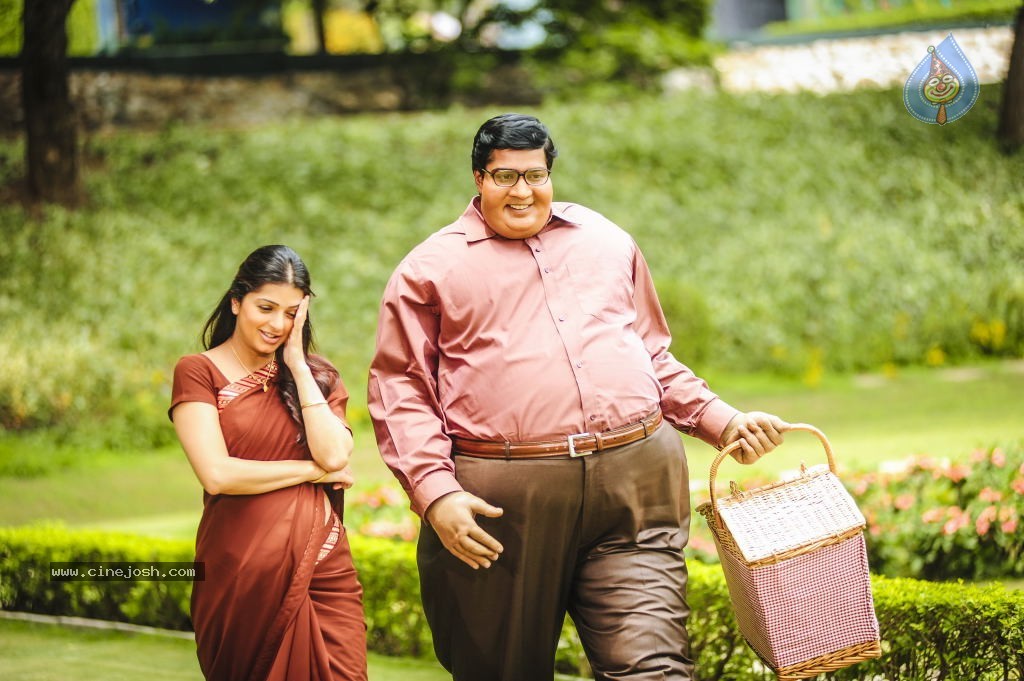 Laddu Babu Movie New Stills - 8 / 11 photos