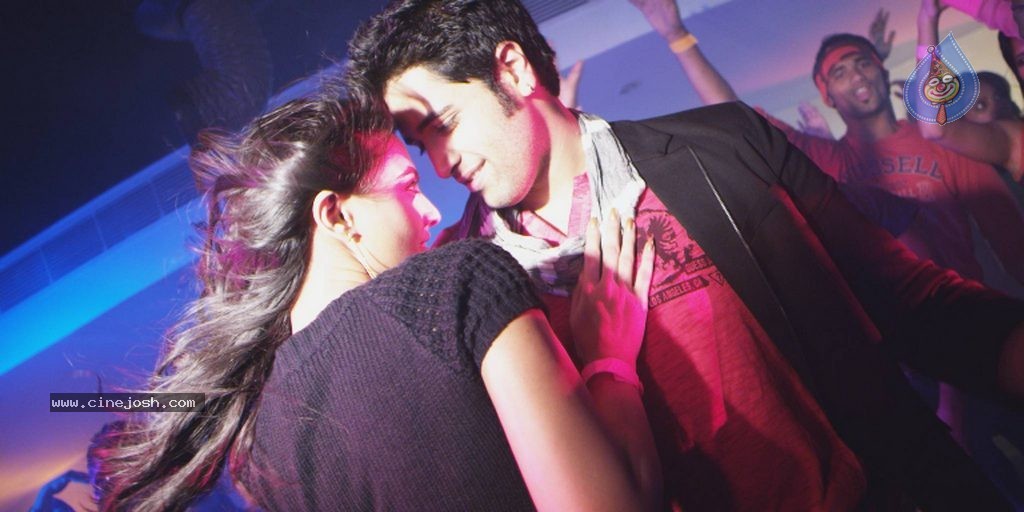 Ladies n Gentlemen Movie New Stills - 12 / 12 photos