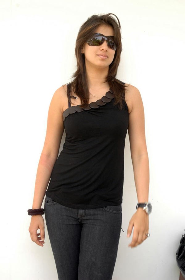 Lakshmi Rai - 1 / 25 photos