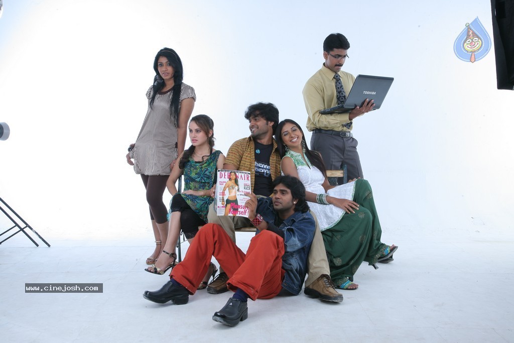 Lavvata Movie Stills n Walls - 65 / 112 photos