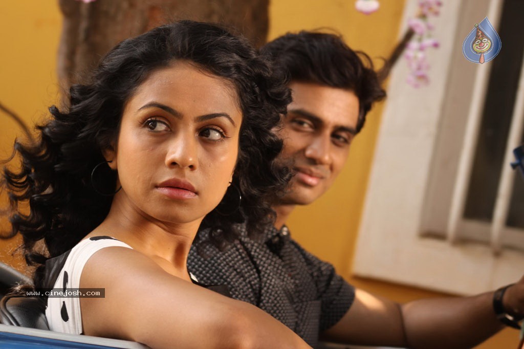 Leelai Tamil Movie Stills - 8 / 28 photos