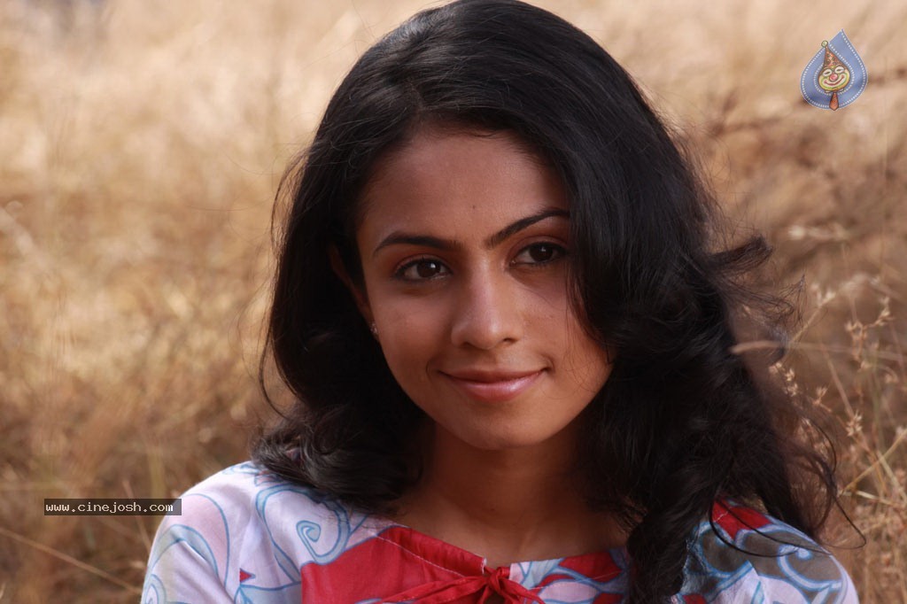 Leelai Tamil Movie Stills - 10 / 28 photos