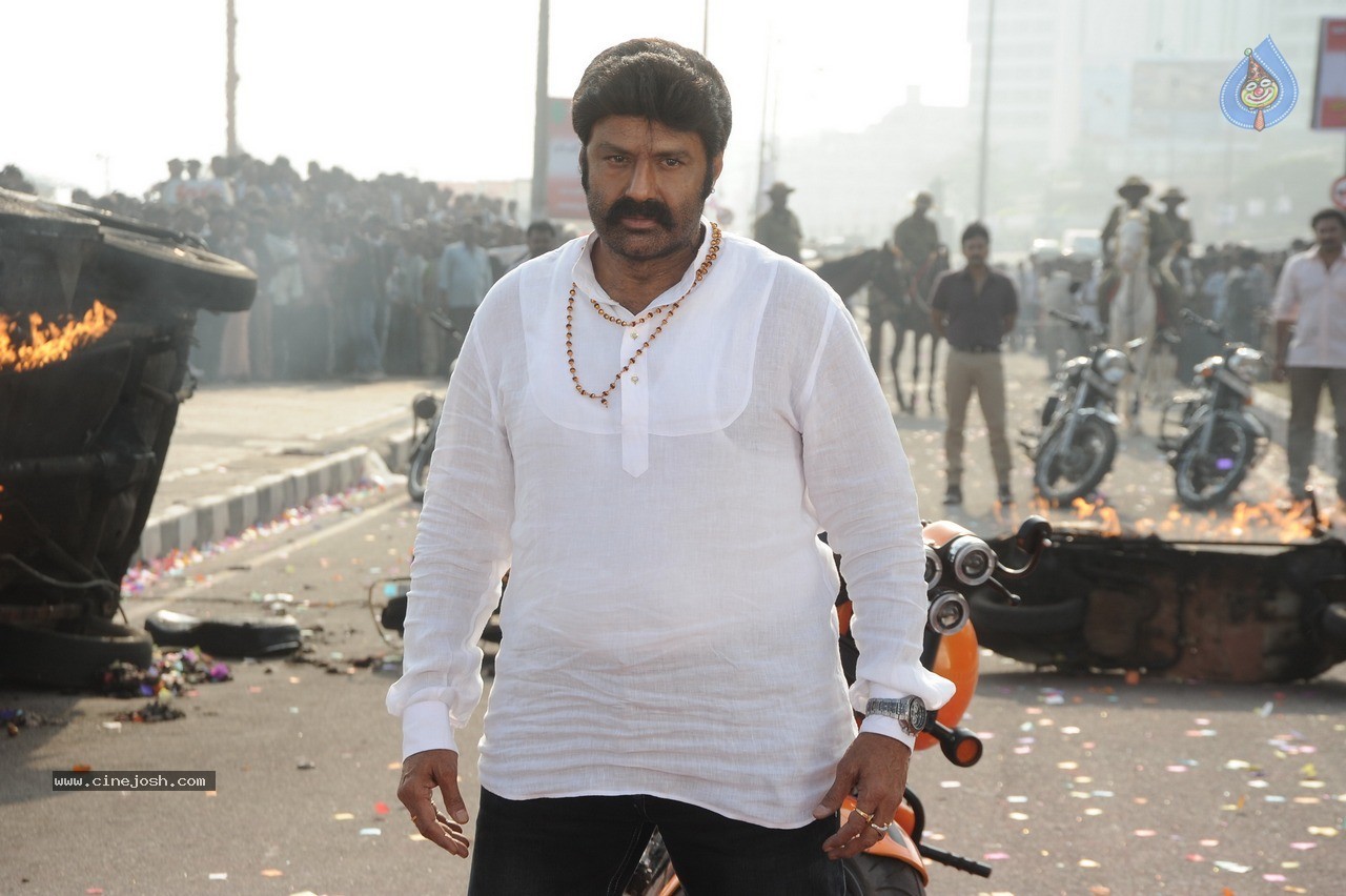 Legend Movie 275 Days Stills Photo 5 of 9