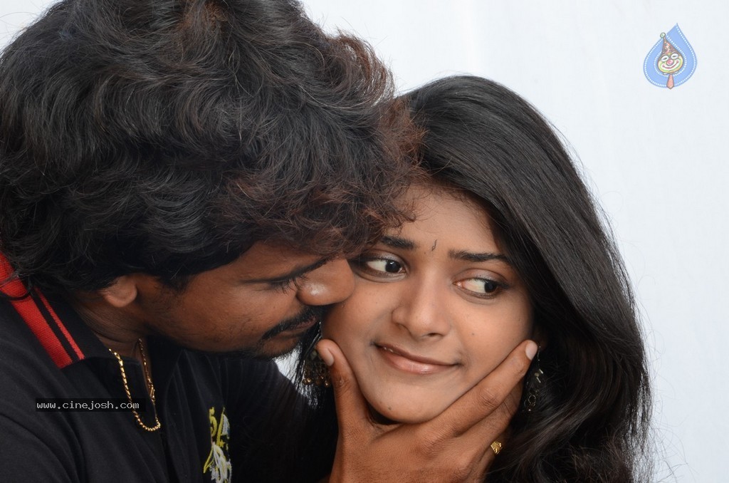 Life Movie Stills n Walls - 35 / 110 photos