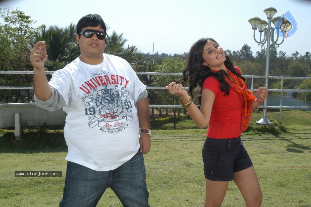 Lingadu Ramalingadu Movie Stills - 3 / 8 photos