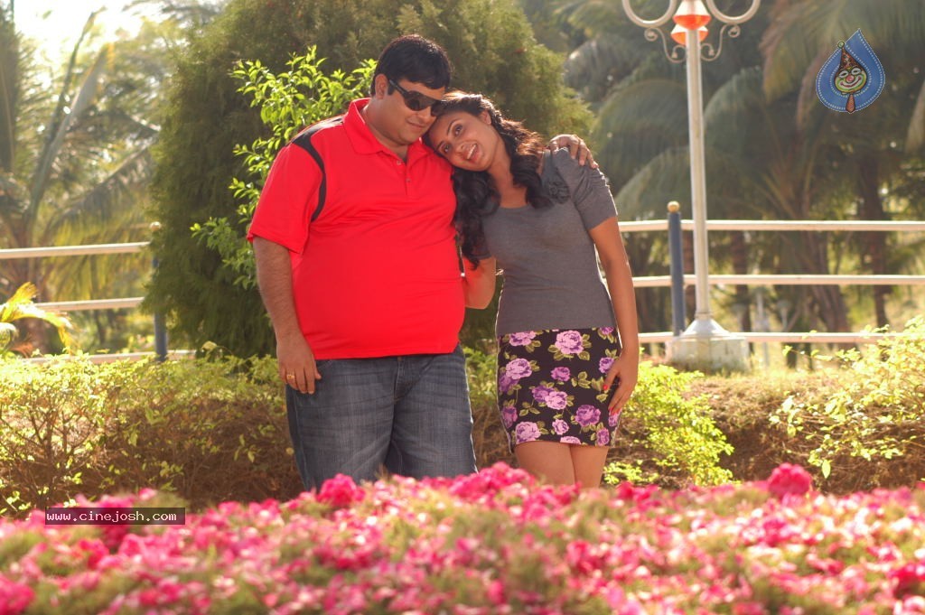 Lingadu Ramalingadu Movie Stills - 8 / 8 photos