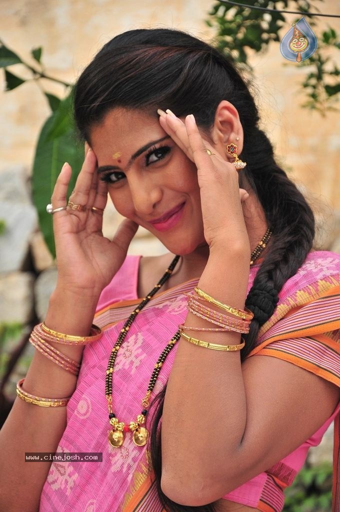 Loduku Pandi Tamil Movie Photos - 35 / 47 photos