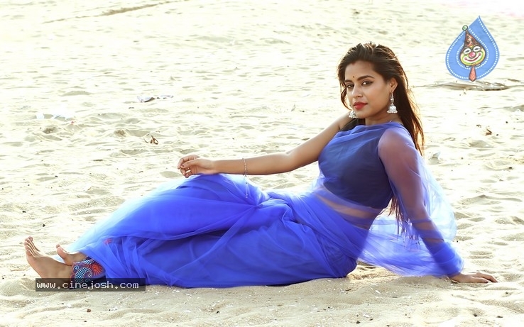 Loka Tamil Movie Stills - 13 / 32 photos