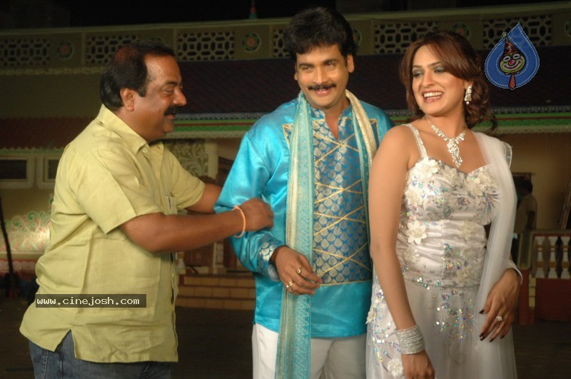 Lokame Kottaga Movie Stills - 31 / 38 photos