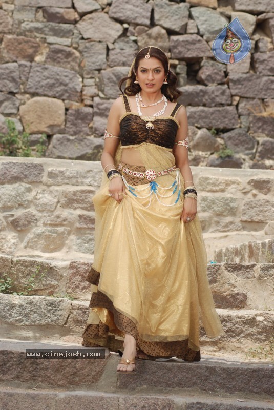 Lokame Kottaga Movie Stills - 35 / 38 photos