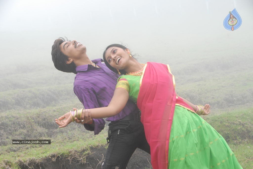 Lollu Dada Parak Parak Tamil Movie Stills - 27 / 68 photos