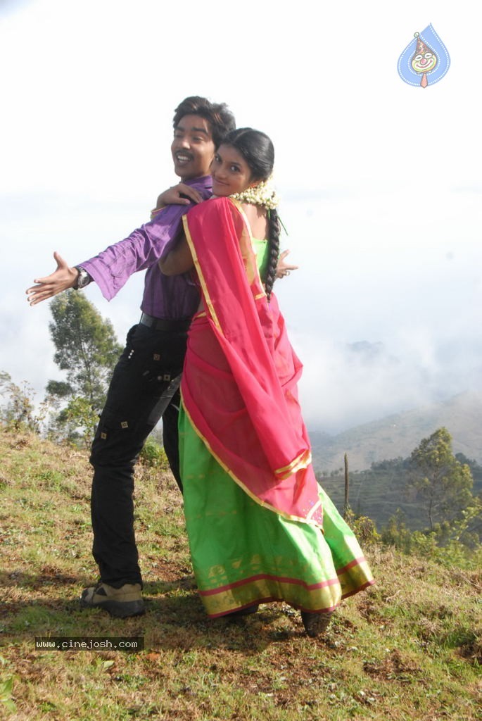 Lollu Dada Parak Parak Tamil Movie Stills - 31 / 68 photos