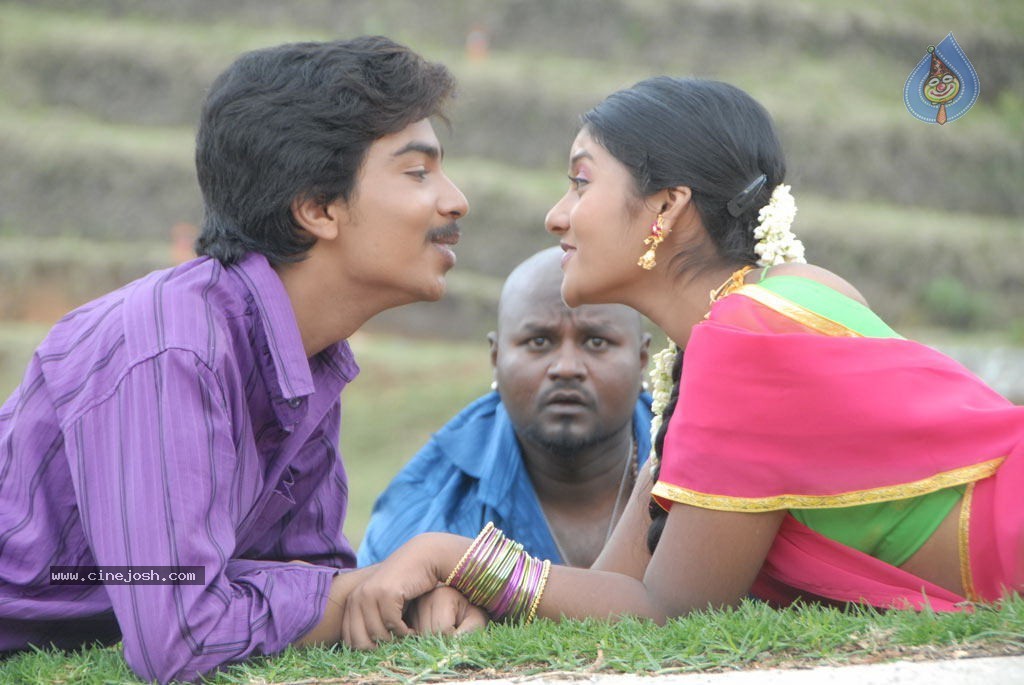 Lollu Dada Parak Parak Tamil Movie Stills - 54 / 68 photos