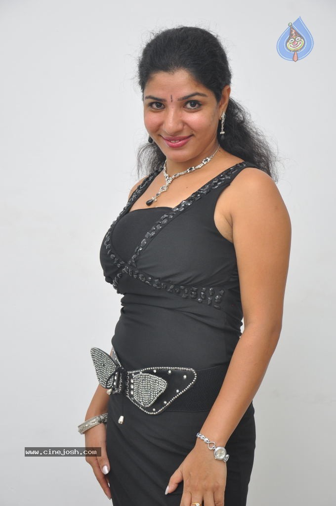Love Attack Movie Stills - 47 / 63 photos