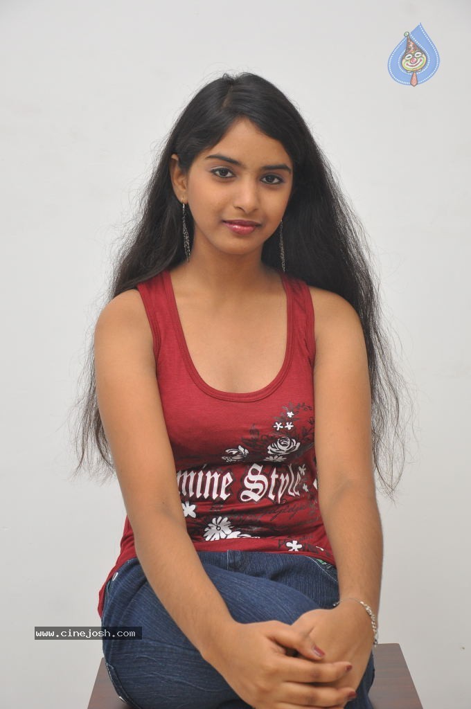 Love Attack Movie Stills - 48 / 63 photos