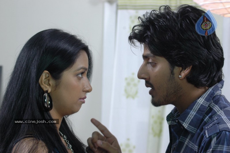 Love Chesthe Movie New Stills - 81 / 111 photos